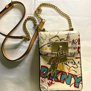 DKNY Stylish Cross Body